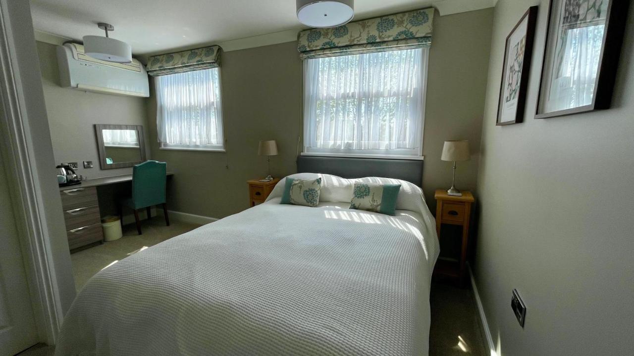 Yorke Lodge Bed And Breakfast Canterbury Bagian luar foto