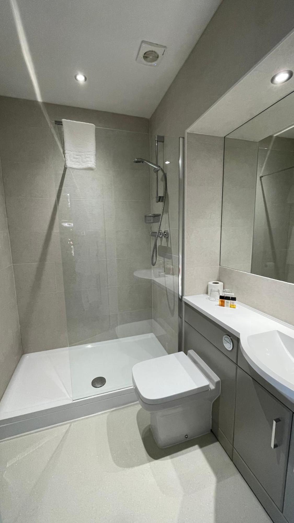 Yorke Lodge Bed And Breakfast Canterbury Bagian luar foto